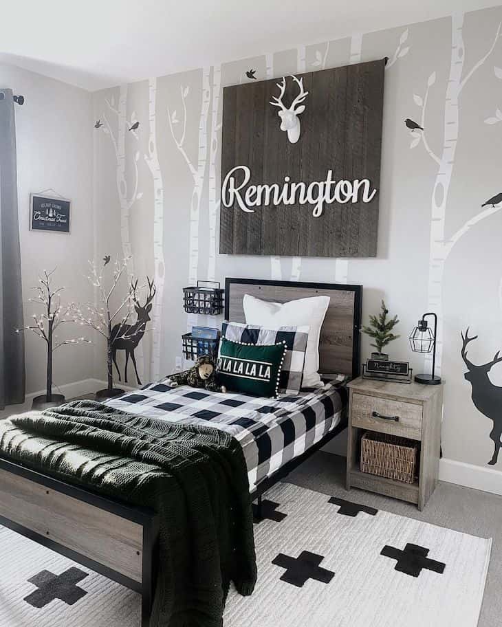 Hunters, wildlife inspired kids room with Christmas decor