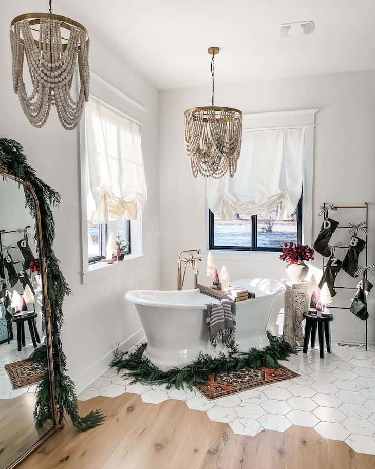 Christmas bathroom