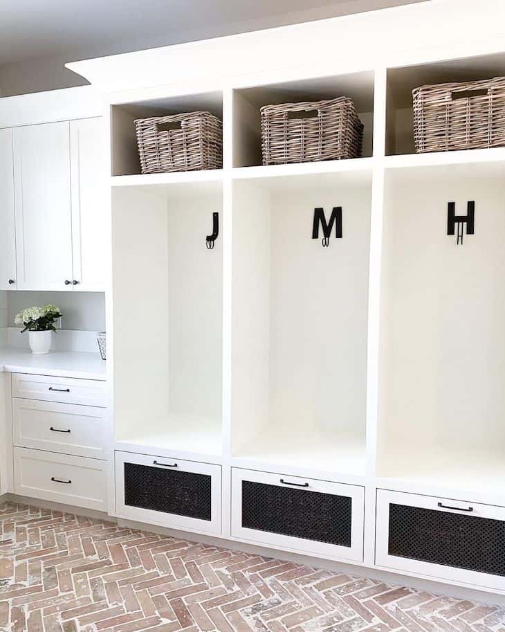 Modern farmhouse mudroom