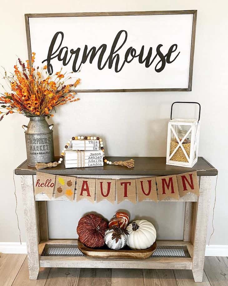 Entryway table with fall decor