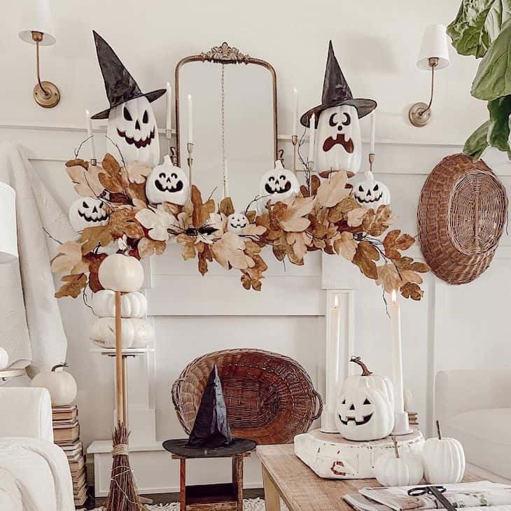 Halloween mantel decorations