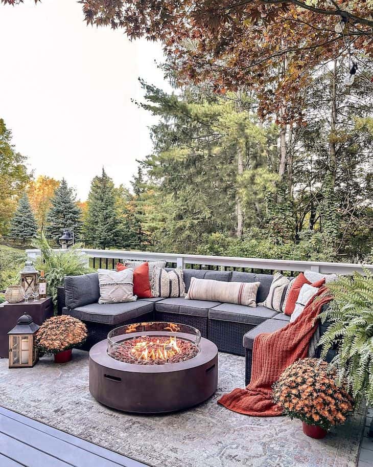 Round propane fire pit