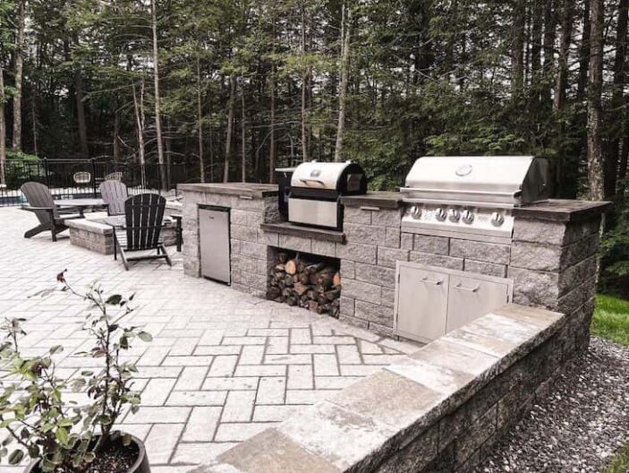 Best Outdoor Kitchen Ideas for Al Fresco Entertaining - Farmhousehub