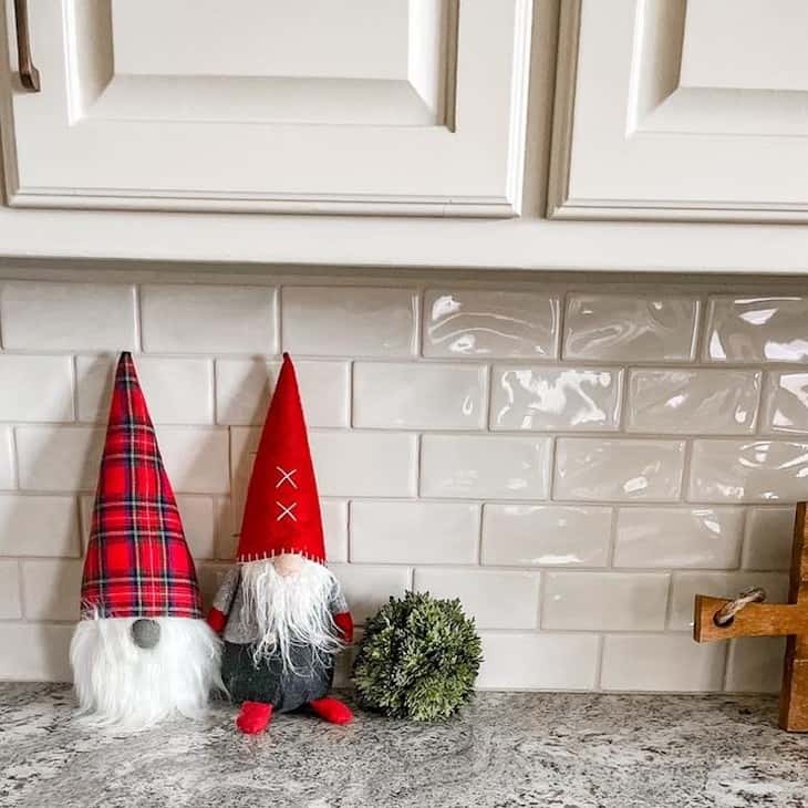 Christmas Kitchen Decor to Bring Holiday Joy to Your Home - Farmhousehub