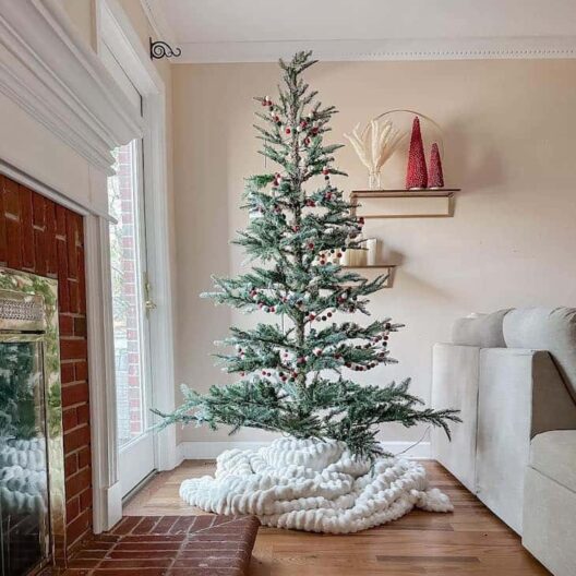 Rustic Christmas Tree Ideas for a Cozy Holiday - Farmhousehub
