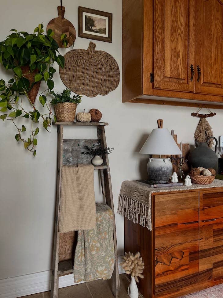 cozy fall decor