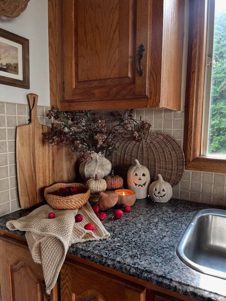 fall and halloween kitchen decor