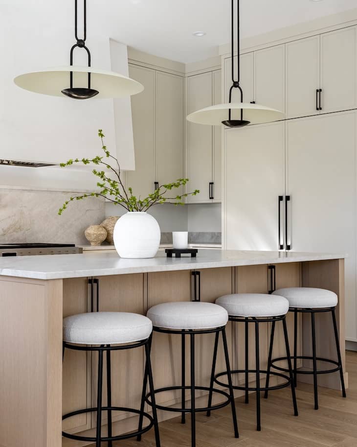 Sculptural Disc Pendants for a Minimalist Statement