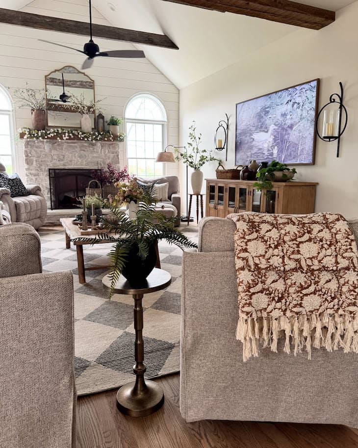 side table decor
