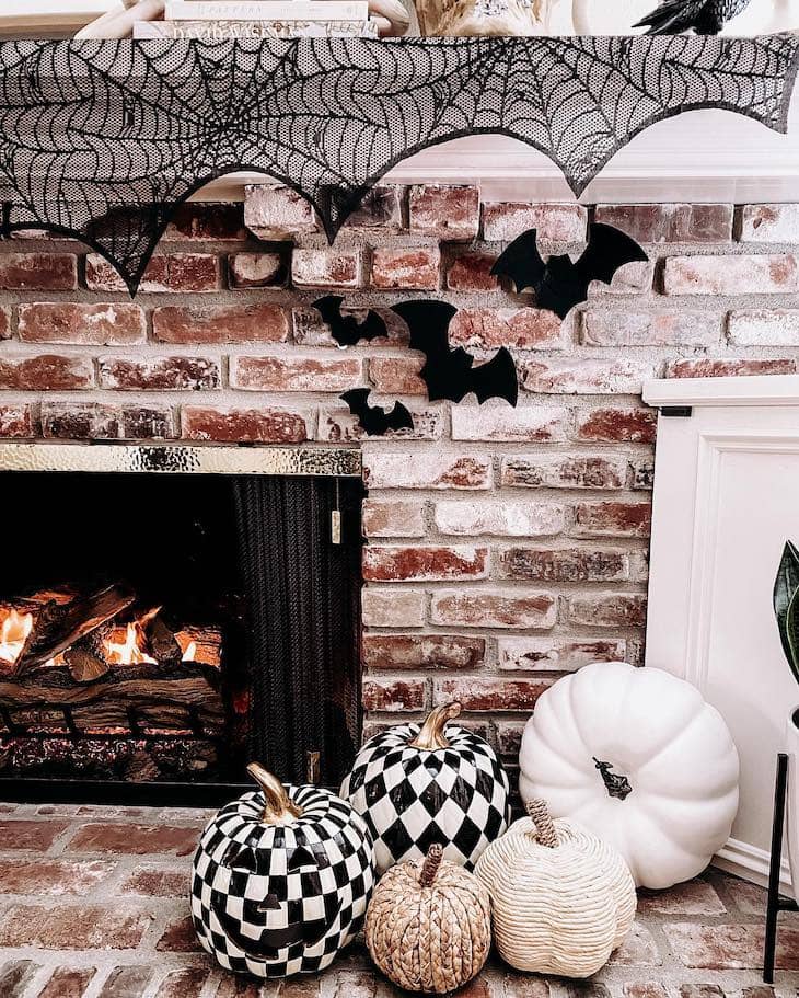 Fall and Halloween decor