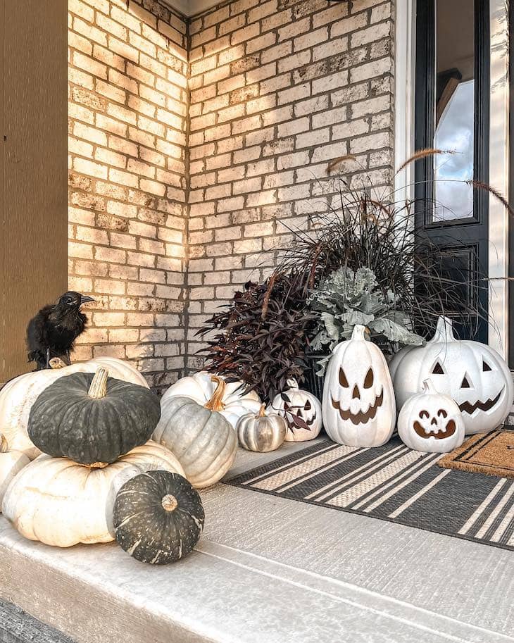 Fall and Halloween decor
