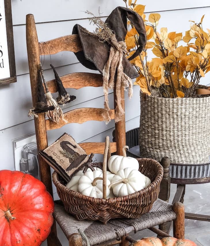 Fall and Halloween decor
