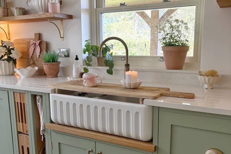 farmhouse kitchen sink ideas