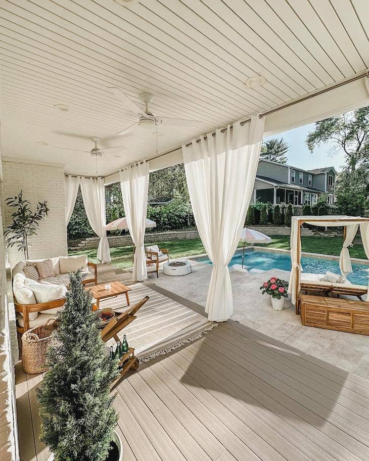 modern patio decor