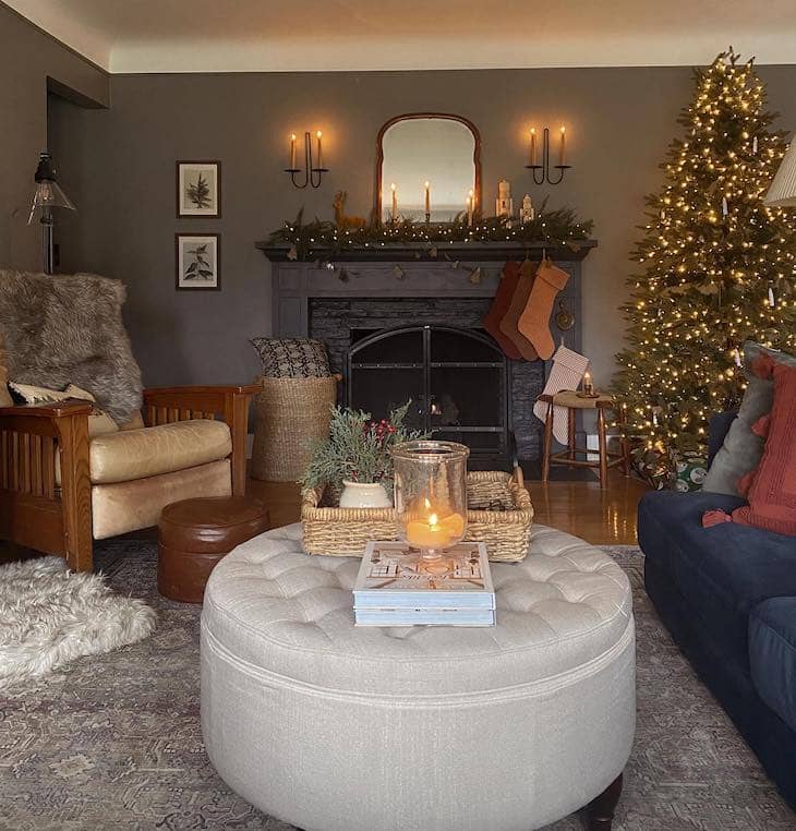 Classic Holiday Living Room with Warm Neutrals