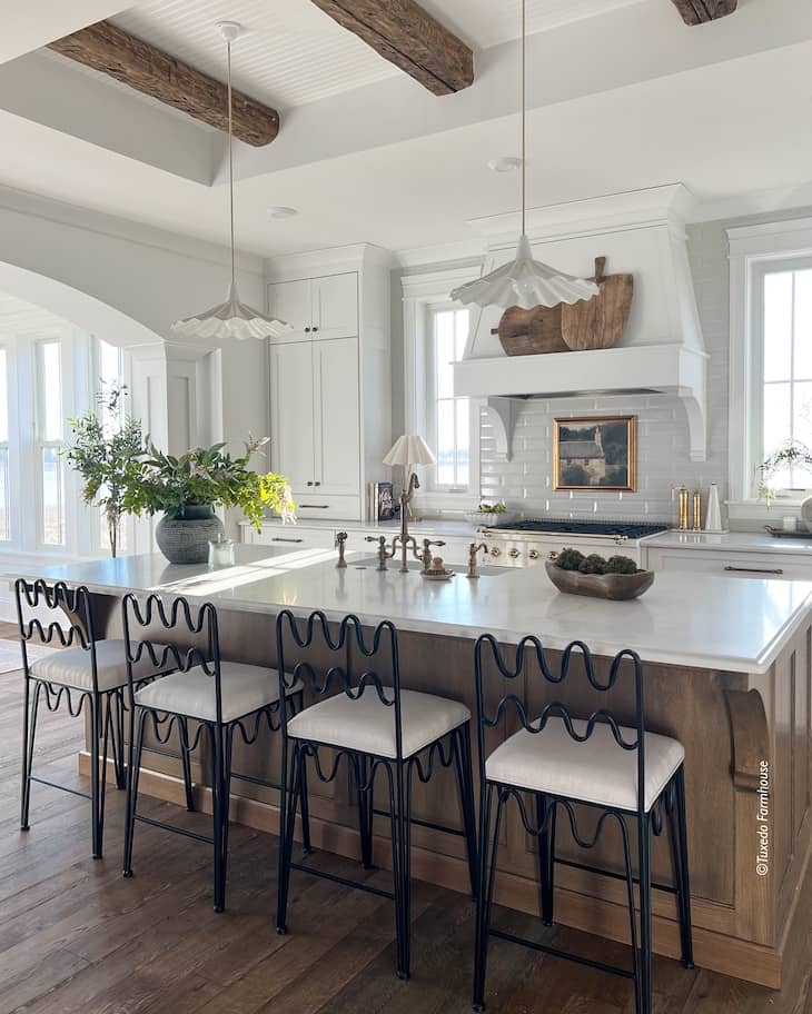 Farmhouse Kitchen with Artistic Touches