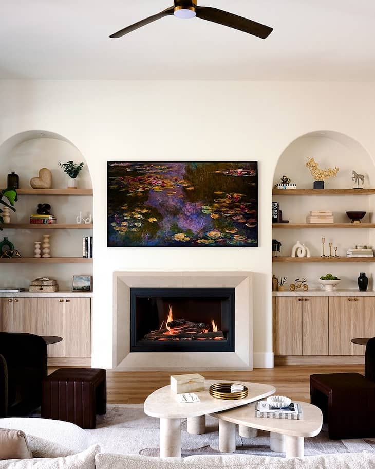 Arched Oak Built-Ins with a Modern Touch