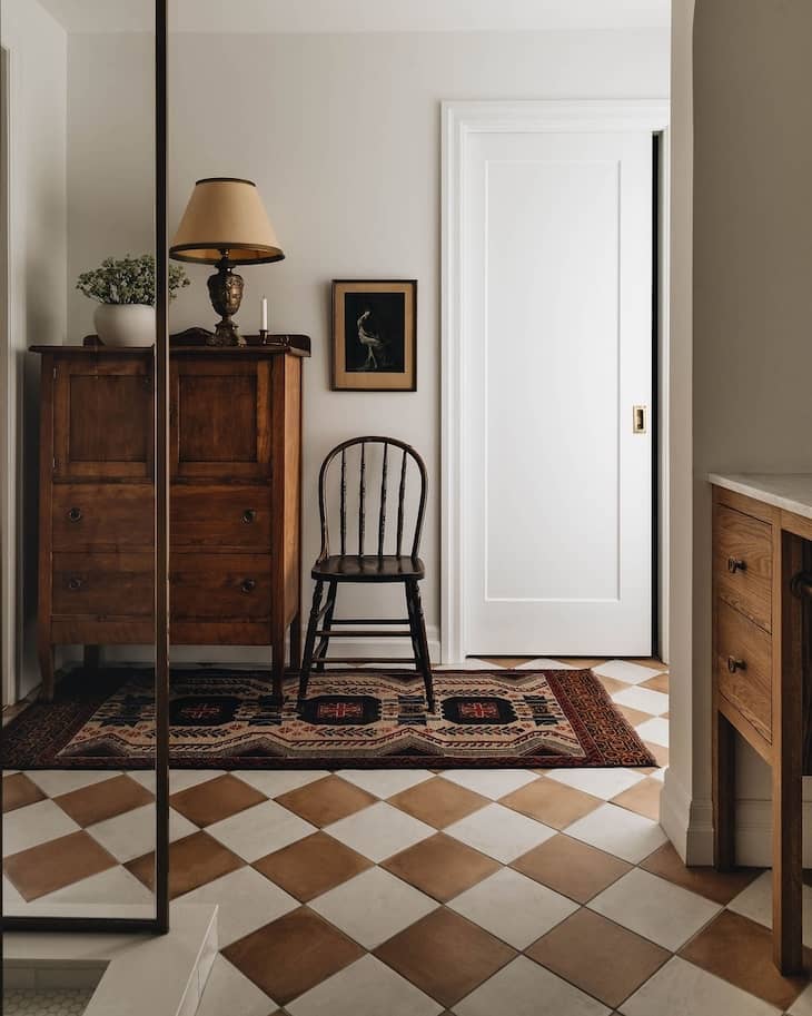 Warm Checkerboard Floors in a Classic Bathroom
