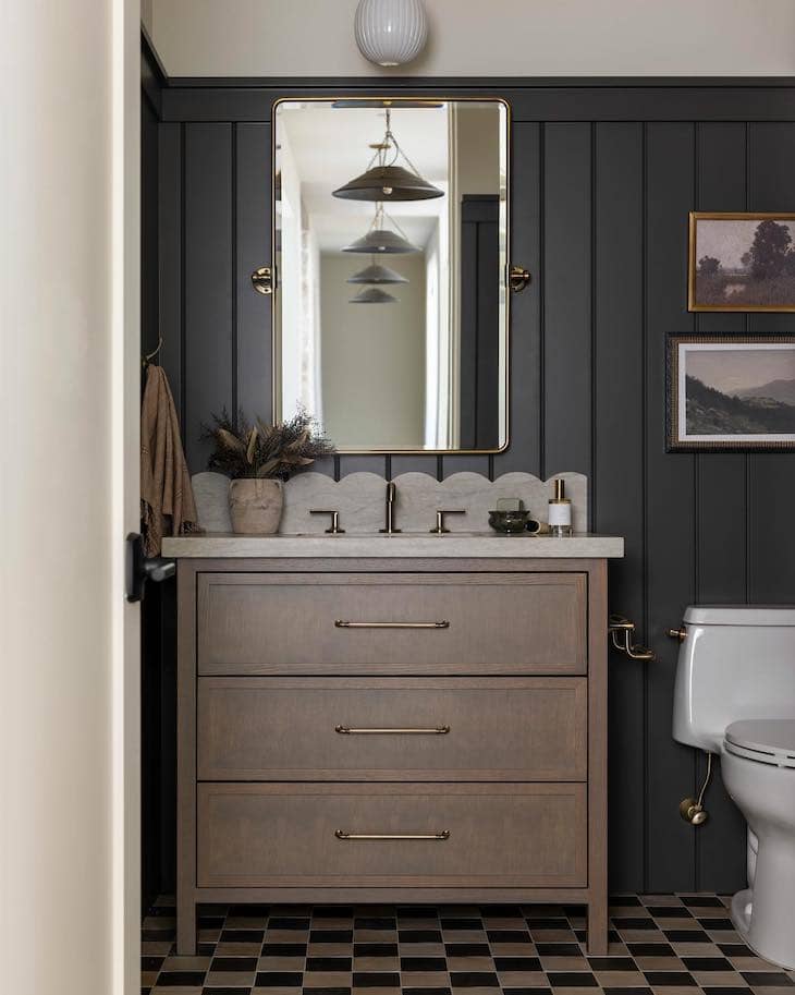 Transitional Vanity With a Scalloped Backsplash
