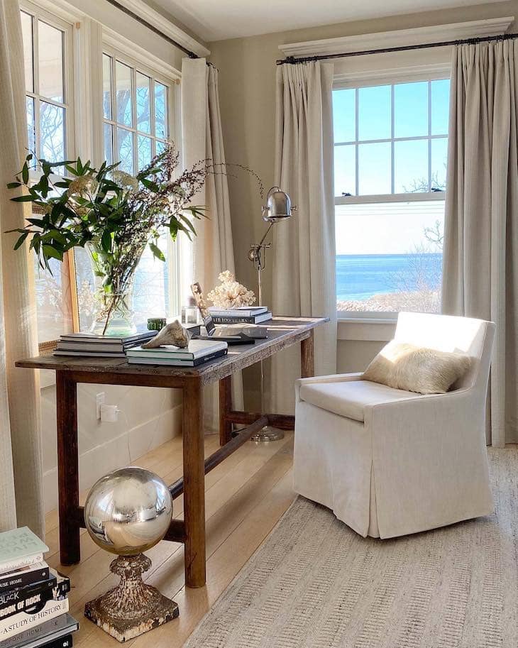 Soft Linen Curtains for a Relaxed and Timeless Feel