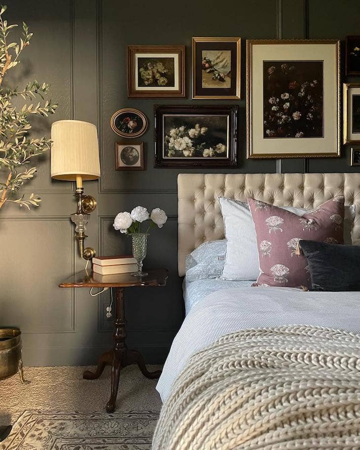 Vintage-Inspired Nightstand with Classic Details