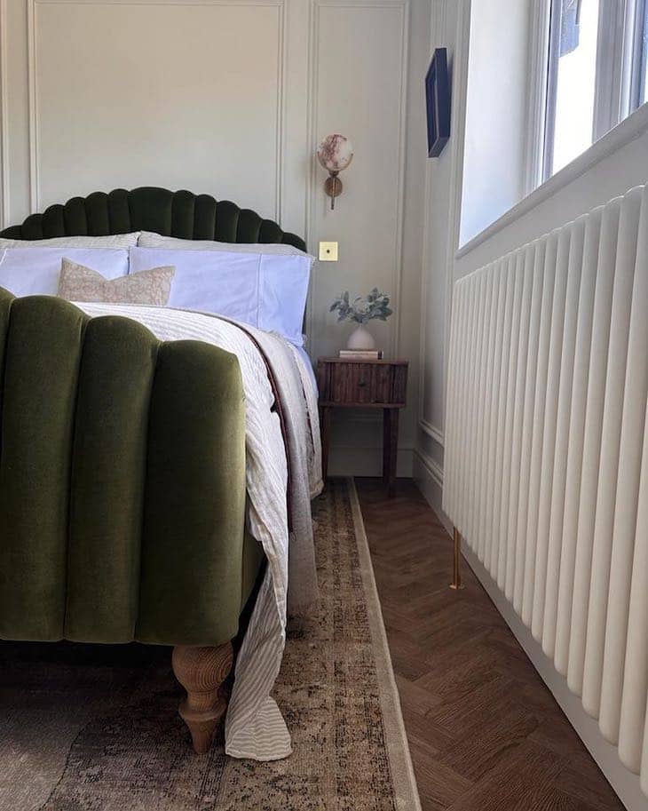 Small Nightstand Decor for Tight Bedroom Spaces