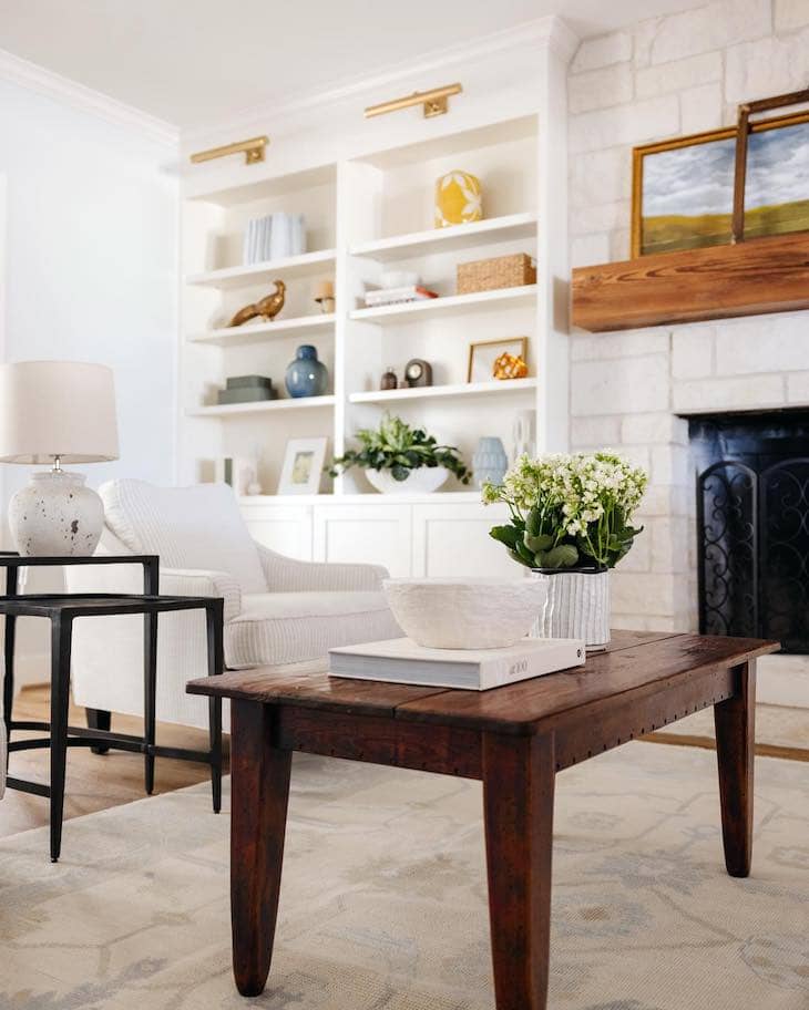 Simple Greenery with Clean Spring Styling