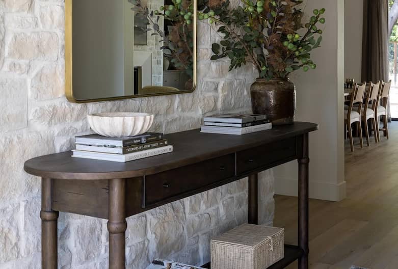 entryway table decor