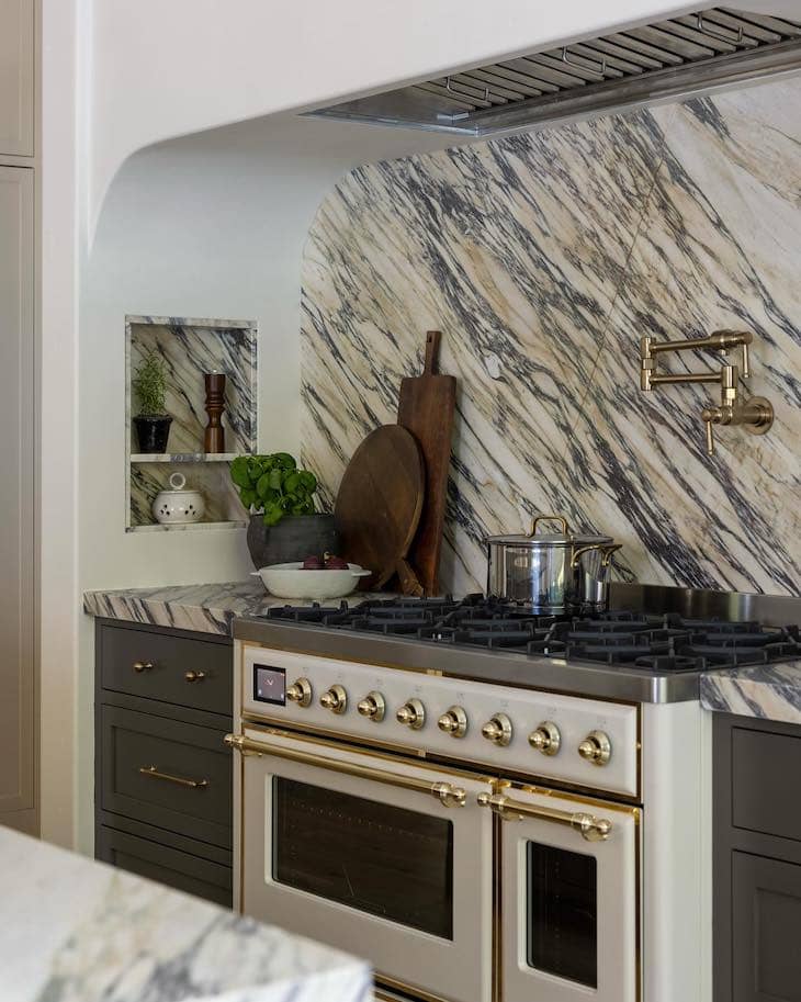 kitchen counter decor