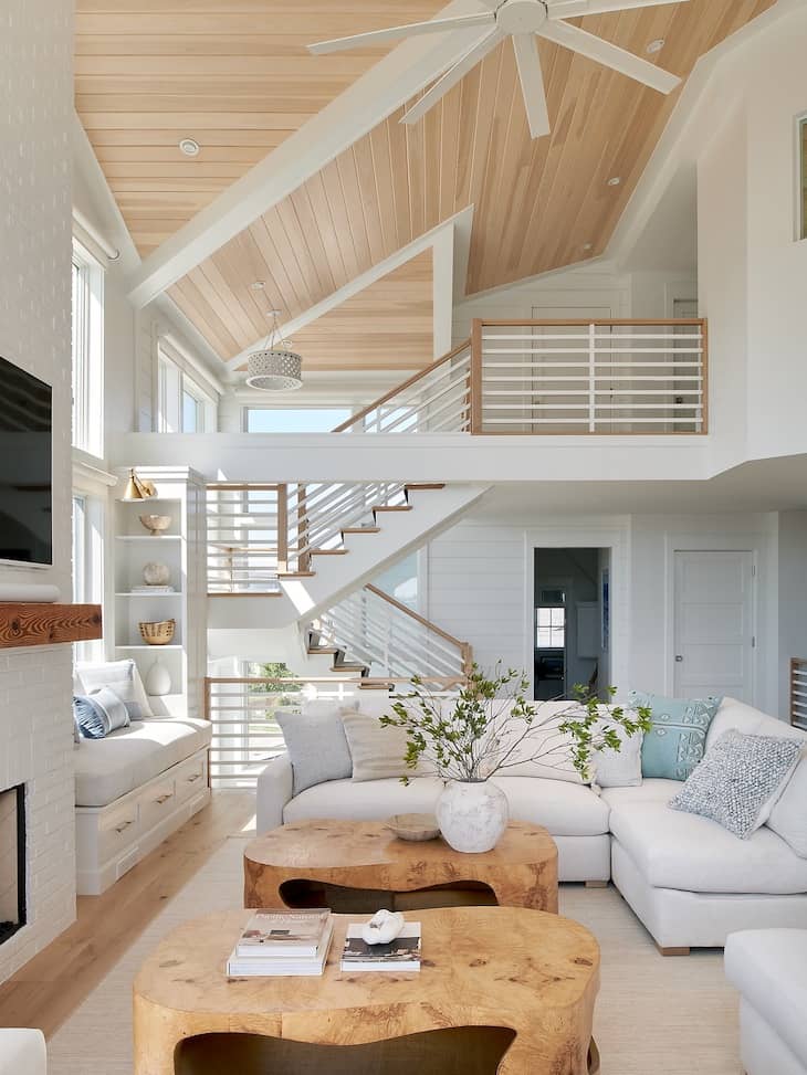 Coastal Modern Horizontal Railing