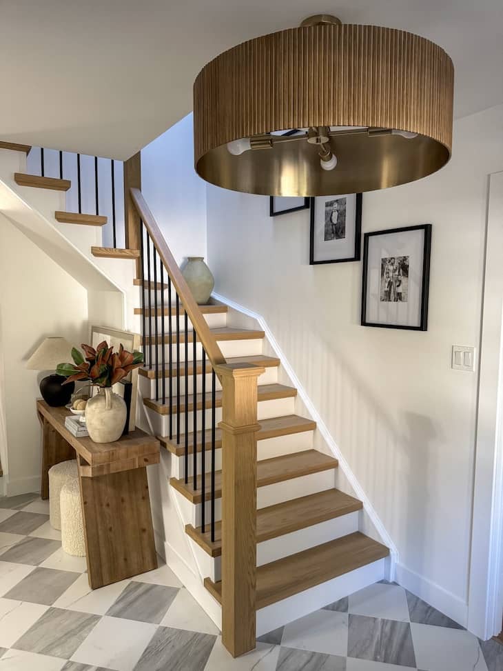 Modern Wood and Metal staircase Railing 